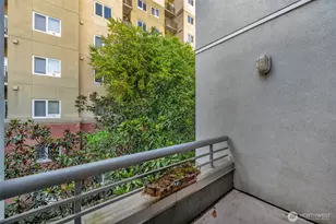 10042 Main St, Bellevue, WA 98004 - Photo 30