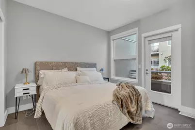 10042 Main Street #117, Bellevue, WA 98004 - Photo 18