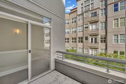 10042 Main Street #117, Bellevue, WA 98004 - Photo 28