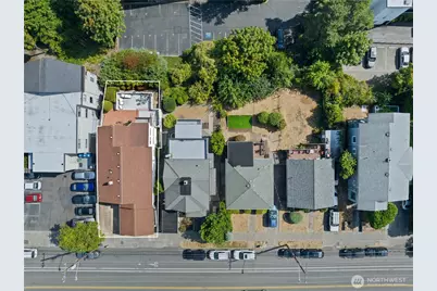 1732 Dexter Avenue N, Seattle, WA 98109 - Photo 4