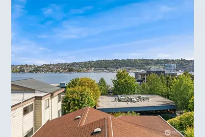 1732 Dexter Avenue N, Seattle, WA 98109 - Photo 6