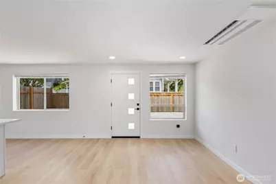 2201 NW 64th Street #D, Seattle, WA 98107 - Photo 8
