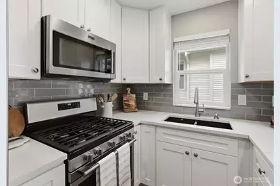 5012 Freeport Lane #B, Mukilteo, WA 98275 - Photo 10