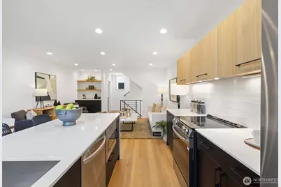 3646 B Greenwood Avenue N, Seattle, WA 98103 - Photo 10