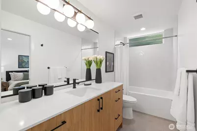 3646 B Greenwood Avenue N, Seattle, WA 98103 - Photo 16