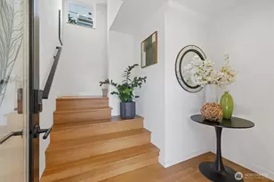 3646 B Greenwood Ave N, Seattle, WA 98103 - Photo 2