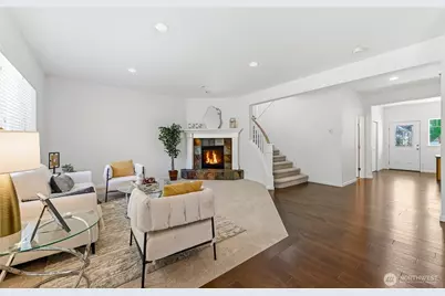 7624 NE 201st Place, Kenmore, WA 98028 - Photo 12