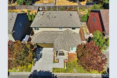 7624 NE 201st Place, Kenmore, WA 98028 - Photo 2