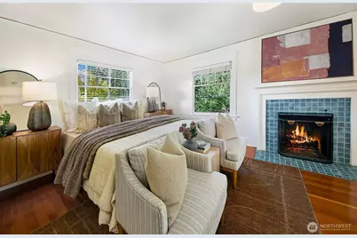 2320 Nob Hill Avenue N, Seattle, WA 98109 - Photo 18