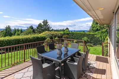 9636 NE 30th Place, Clyde Hill, WA 98004 - Photo 12