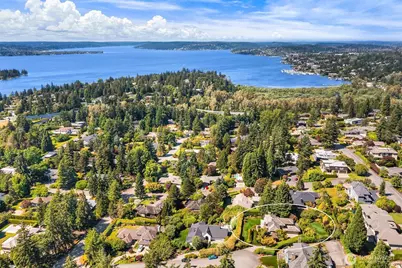 9636 NE 30th Place, Clyde Hill, WA 98004 - Photo 38