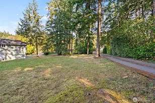 1990 NE Jacobson Rd, Poulsbo, WA 98370 - Photo 36