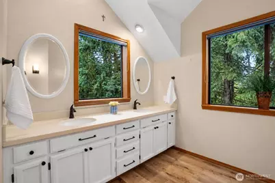 9502 184th Avenue E, Bonney Lake, WA 98391 - Photo 28