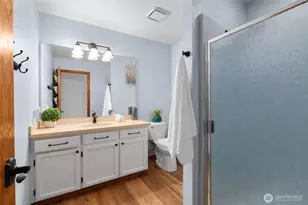 9502 184th Ave E, Bonney Lake, WA 98391 - Photo 22