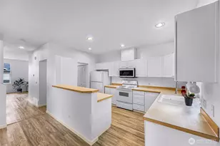 14007 69th Dr SE, Snohomish, WA 98296 - Photo 8