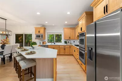3117 222nd Court SE, Sammamish, WA 98075 - Photo 10