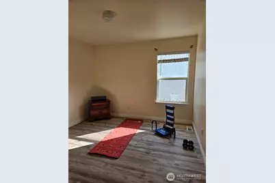 201 Glennwood Place SE, Renton, WA 98056 - Photo 20