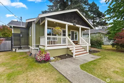 612 N 6th Street, Mount Vernon, WA 98273 - Photo 2