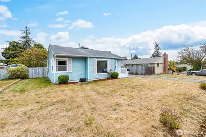 376 SE Glencoe Street, Oak Harbor, WA 98277 - Photo 2