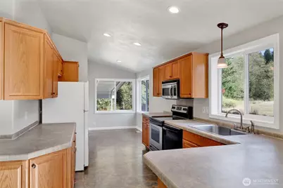 6128 Kickerville Road, Ferndale, WA 98248 - Photo 8