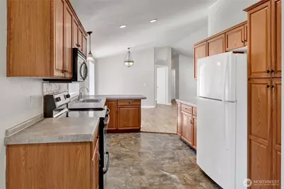 6128 Kickerville Road, Ferndale, WA 98248 - Photo 10