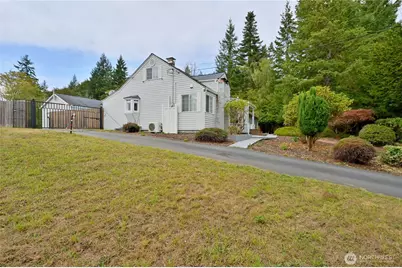 2272 Long Lake Road SE, Port Orchard, WA 98366 - Photo 26
