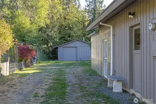 1015 E McLeod Rd, Bellingham, WA 98226 - Photo 36