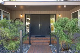 1015 E McLeod Rd, Bellingham, WA 98226 - Photo 4