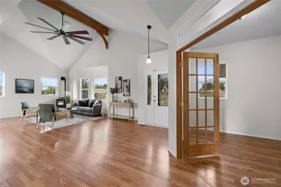 930 Donald Avenue, Oak Harbor, WA 98277 - Photo 16