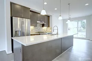 6542 32nd Ave NE, Seattle, WA 98115 - Photo 6