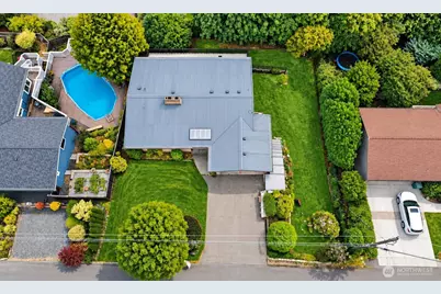 18534 55th Avenue NE, Kenmore, WA 98028 - Photo 2