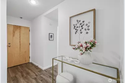 1601 E Columbia Street #104, Seattle, WA 98122 - Photo 4