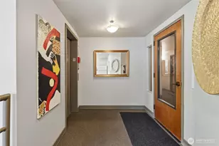 1601 E Columbia St, Seattle, WA 98122 - Photo 32