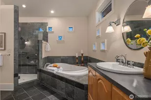 1718 Palm Ave SW, Seattle, WA 98116 - Photo 26