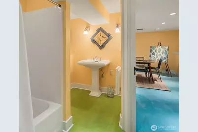 1718 Palm Avenue SW, Seattle, WA 98116 - Photo 34