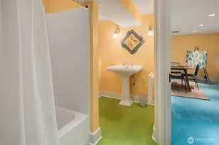 1718 Palm Ave SW, Seattle, WA 98116 - Photo 34