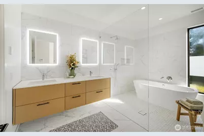 6015 53rd Avenue NE, Seattle, WA 98115 - Photo 16