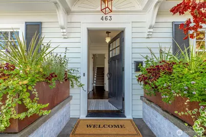 463 Lynn Street, Seattle, WA 98109 - Photo 2
