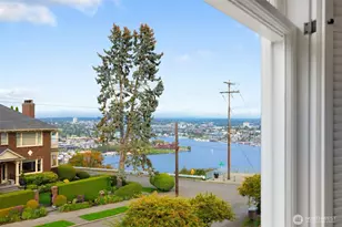 463 Lynn St, Seattle, WA 98109 - Photo 32