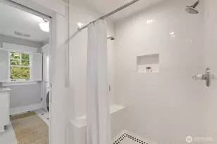 463 Lynn St, Seattle, WA 98109 - Photo 30