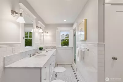 463 Lynn Street, Seattle, WA 98109 - Photo 26