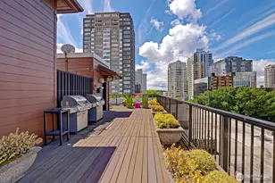 425 Vine St, Seattle, WA 98121 - Photo 10