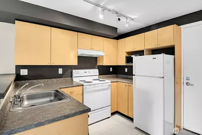 425 Vine Street #405, Seattle, WA 98121 - Photo 14