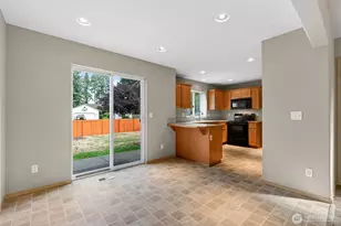 3607 185th St Ct E, Tacoma, WA 98446 - Photo 10