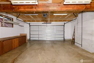 1809 W 10th St, Port Angeles, WA 98363 - Photo 32