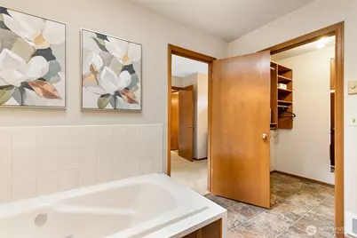 2636 242nd Place SE, Bothell, WA 98021 - Photo 24