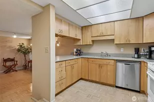 200 James St, Edmonds, WA 98020 - Photo 12