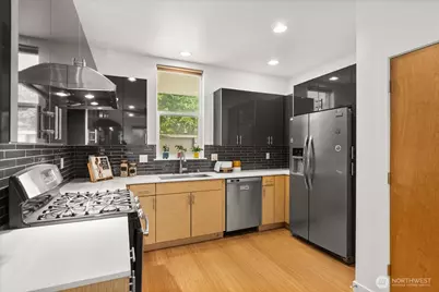 3423 Beacon Avenue S, Seattle, WA 98144 - Photo 8