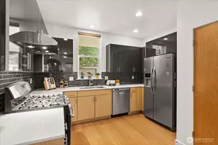 3423 Beacon Ave S, Seattle, WA 98144 - Photo 8
