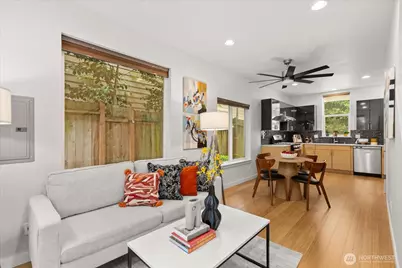 3423 Beacon Avenue S, Seattle, WA 98144 - Photo 2